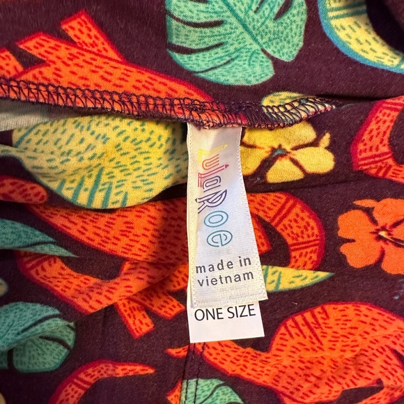 Dinosaur Lularoe leggings - Picture 2 of 2